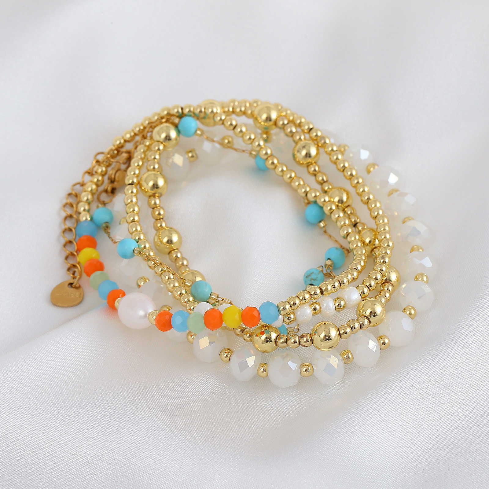 Charm Bracelets Bohemian vacation style bracelet beach style bead colorful and simple temperament handmade high-end pearl bracelet for women H25220