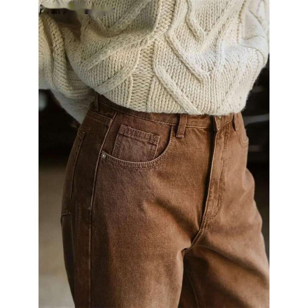 2024 Winter Vintage Casual High Waist Straight Jeans Women Warm Thickened Denim Pants Female Coffee Retro