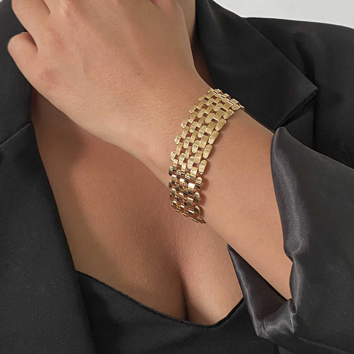 Charm Bracelets Jewelry hip hop Metal Fashion cool geometry Wrist Strap Bracelet Fashion wide edge geometry cool style bracelet H25220