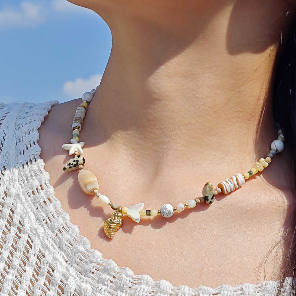 Charm Bracelets Seaside vacation collarbone chain Bohemian style handmade pendant woven rope exotic style natural shell necklace accessories H25220 1 