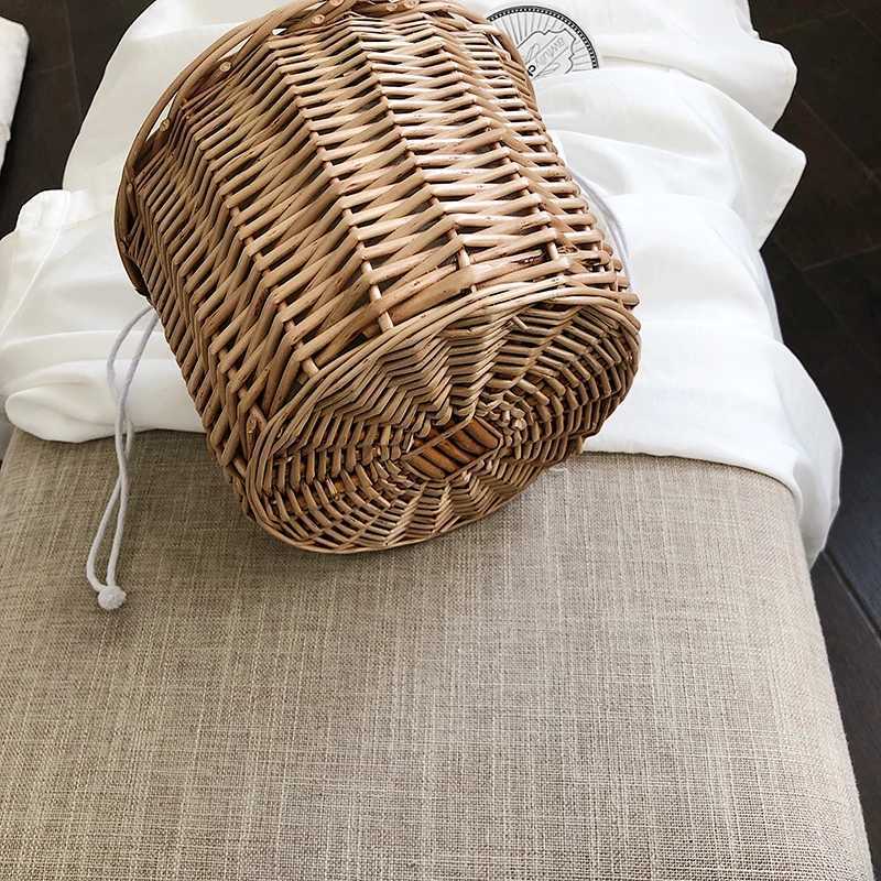 Willow Womens Beach Straw Bag Lattan Bucket Womens Handbag Bohemian Womens Small Hand Basket Handmade Summer Top Handle Handbag Z250219