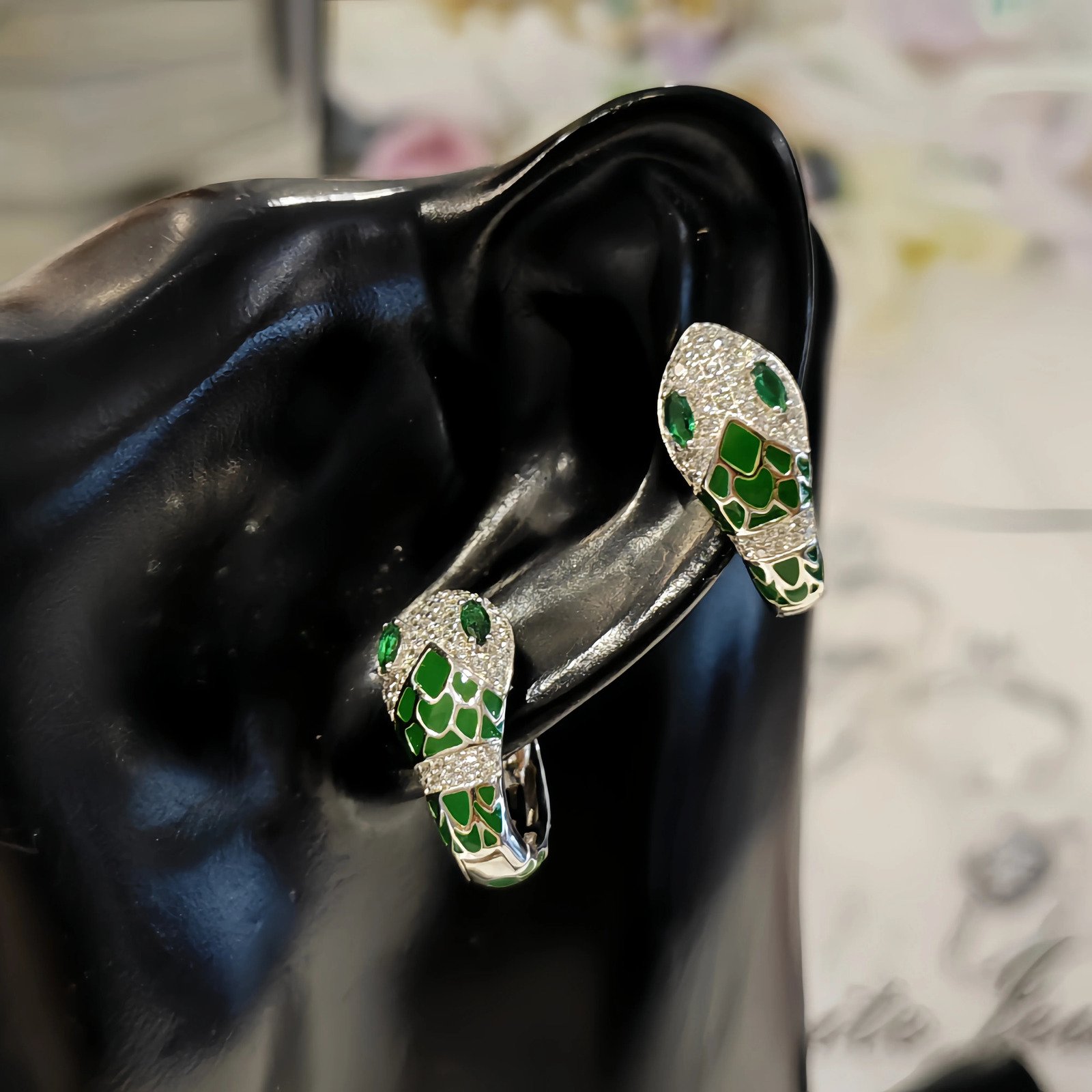 925 sterling silver snake earrings for women fashionable and elegant sparkling green zircon snake custom ring earrings 250220