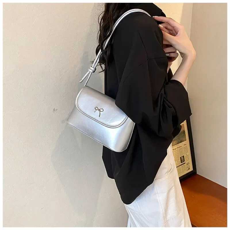 Harajuku Bow Silver Underarm Bag Purse Women Hot Girls Sweet Cute Leather Baguette Bags Female Vintage Y2k Messenger Bag Y250218