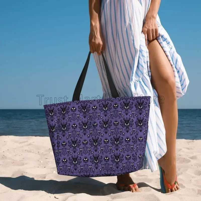 Happy Haunted Mansion Beach Bag for Women Travel Tote Bag with Pockets Summer Large Beach Pool Bag for Swim Gym Vacation Z250219