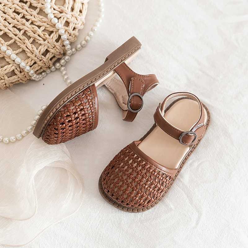 Unishuni Girls Half Sandals Princess Hollow Shoes Childrens Retro Leisure Apartment Childrens Summer Shoes Childrens Bohemian Style Beach Shoes X25022