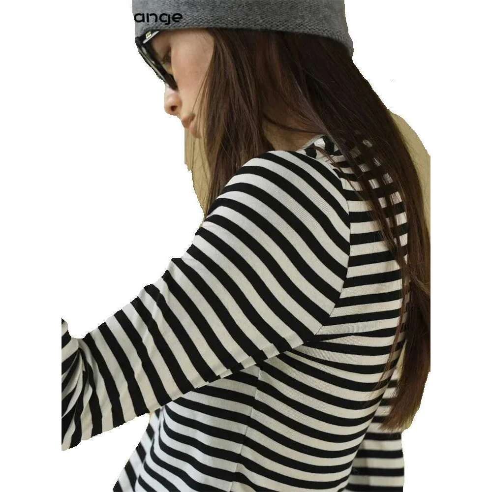 2025 Early Spring Simple Contrasting Striped T-Shirt Women Slim Casual Tees Black White/Red White/Gray White
