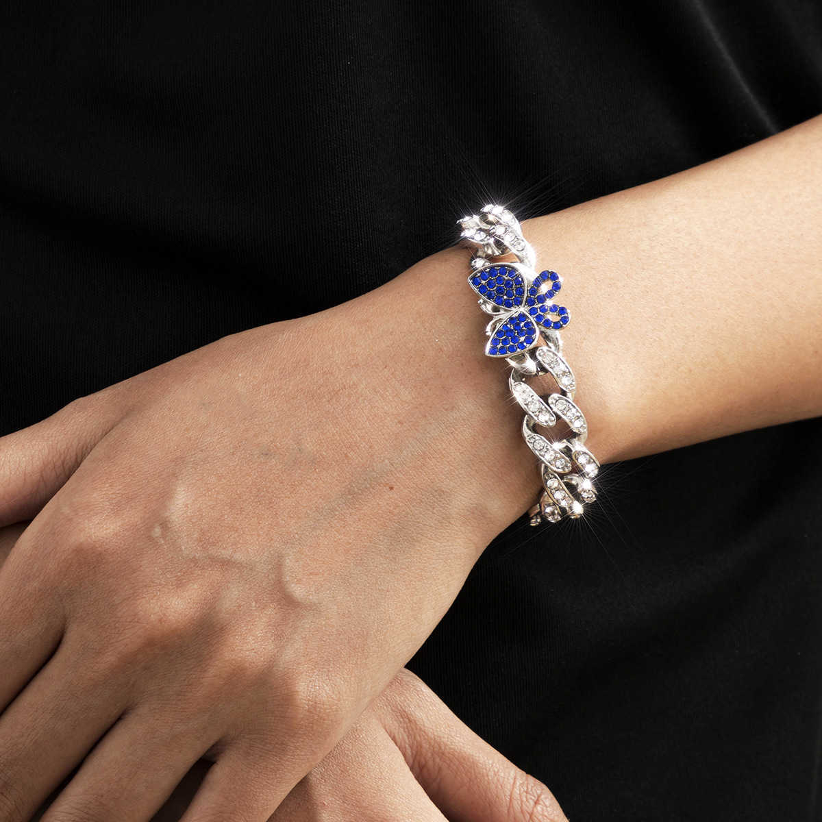 Charm Bracelets Simple accessories punk micro inlaid color butterfly hand decoration temperament versatile Cuba chain full diamond bracelet H25220