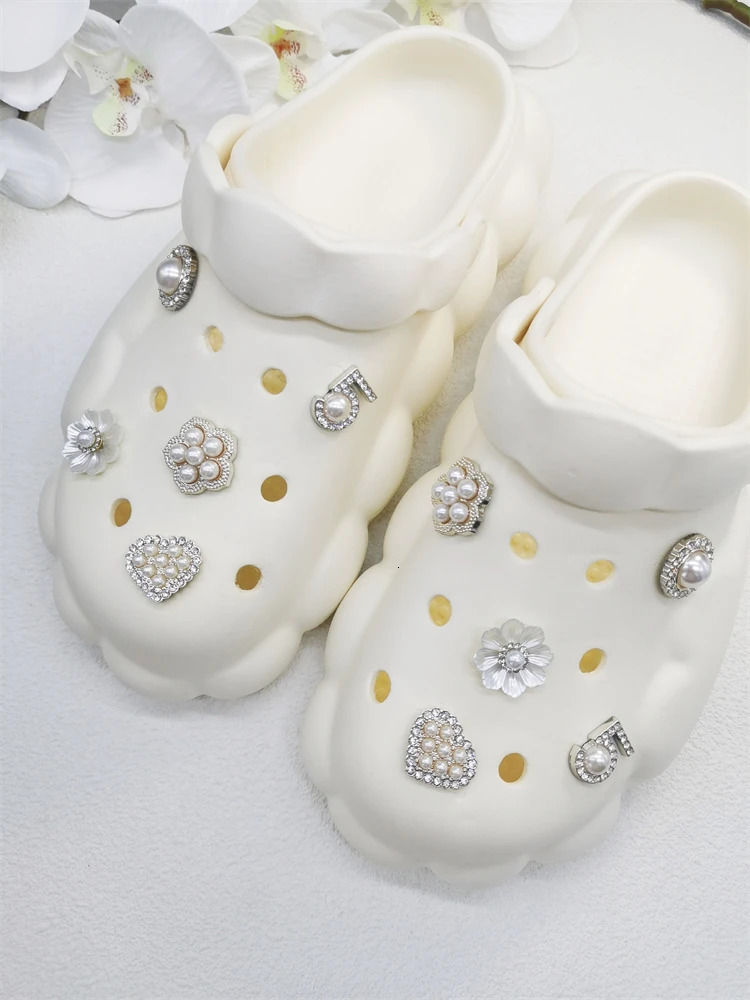 10PCS Shoe Charms ABS Accessories Decorations Clog Luxury Rhinestone Pearl Beads Diy Buckle Shoes Ornaments For Party Gift 250219