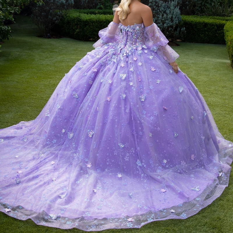 Lavender Shiny Quinceanera Dresses Ball Gown Off Shoulder Appliques Lace Bow Beading Crystal Tull Sweet 16 Dress Vestidos 15 Anos