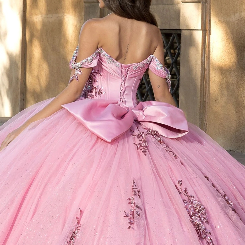 Pink Shiny Quinceanera Dresses Ball Gown Off Shoulder Appliques Lace Bow Beads Tull Corset Sweet 16 Dress Vestidos 15 de anos