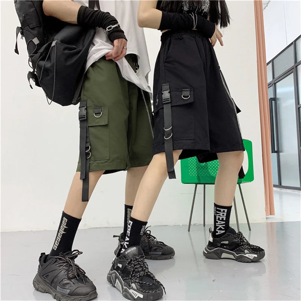 Loose cargo shorts for women large pocket Harajuku Japanese shorts for girls couple Korean Ulzzang Trendy Street summer hip-hop shorts for girls 25021