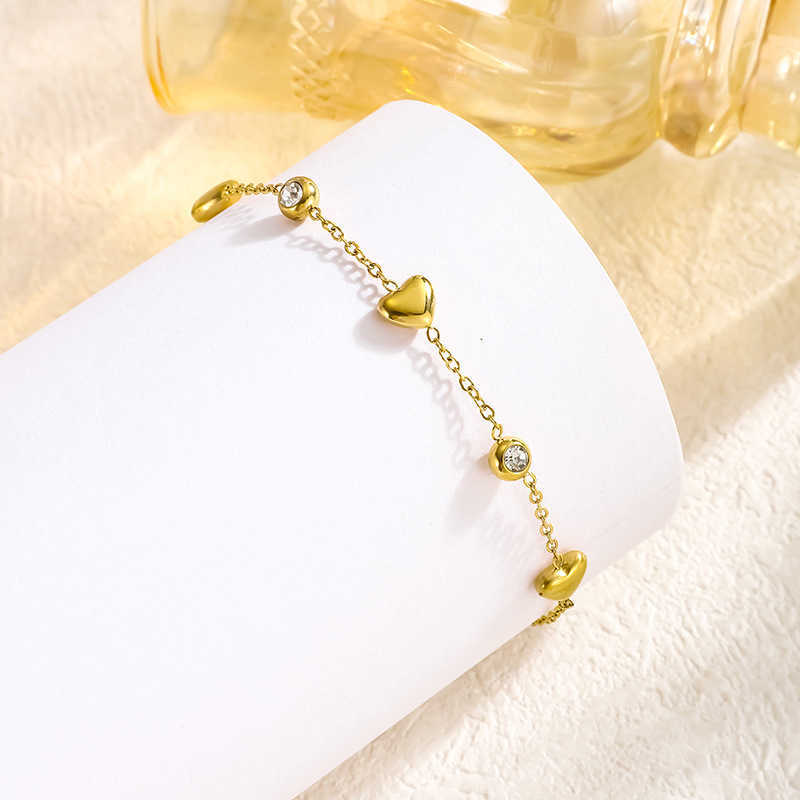 Charm Bracelets Summer personalized sweet breeze peach heart bracelet made of stainless steel with high-end feel and gold plated heart H25220