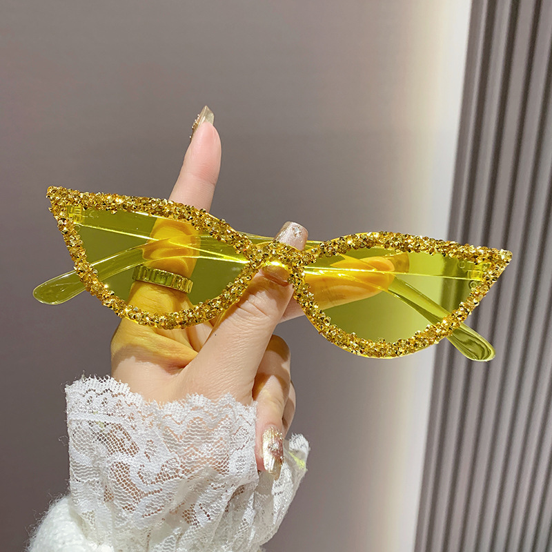 2025 New Diamond-encrusted Fashion Cat-eye Sunglasses Personality Candy-colored Sunglasses Trend Street Photo Sunglasses