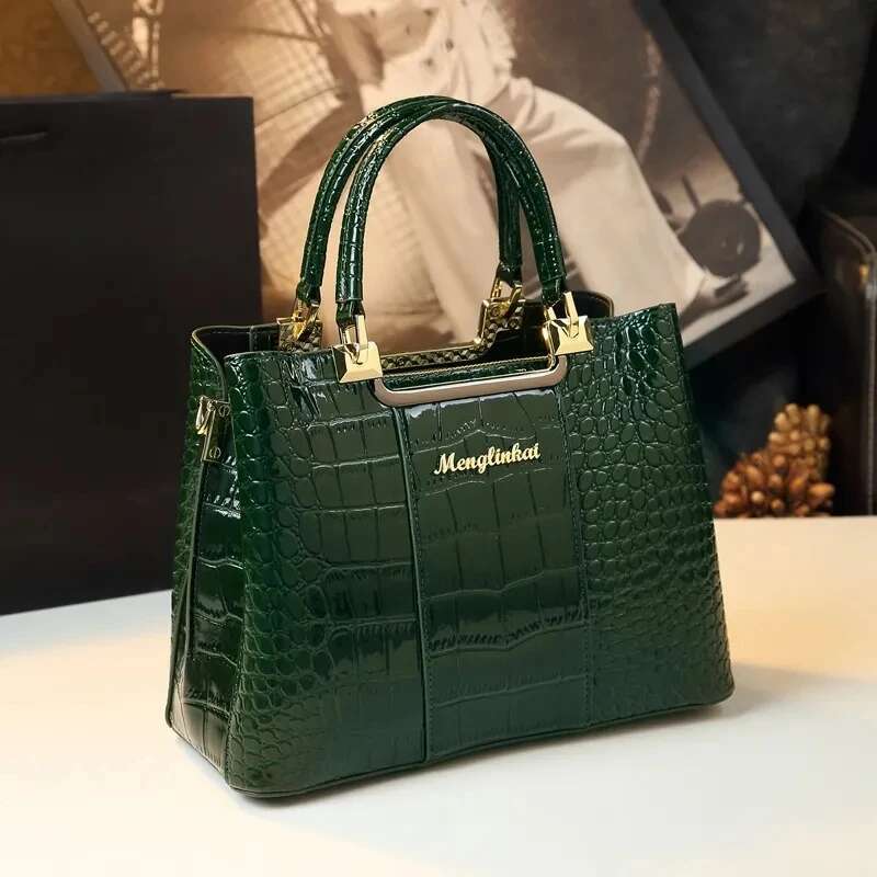 Bags For Women Crocodile Patent Leather Messenger Bag Large Capacity Female Tote 2023 Brand Designer Handbag