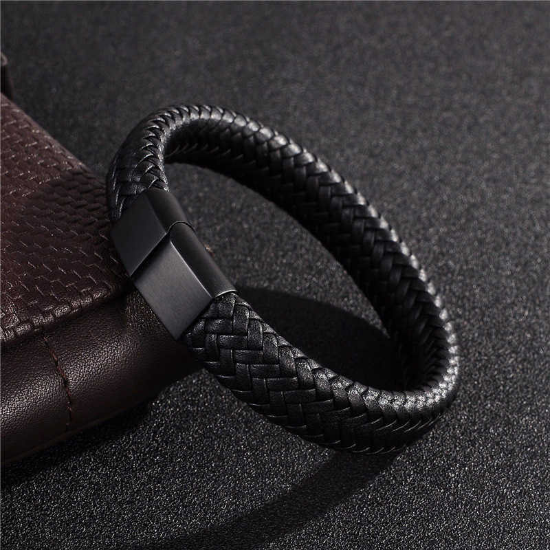 Charm Bracelets Hot selling stainless steel woven leather bracelet simple black magnet CLASP BRACELET H25220