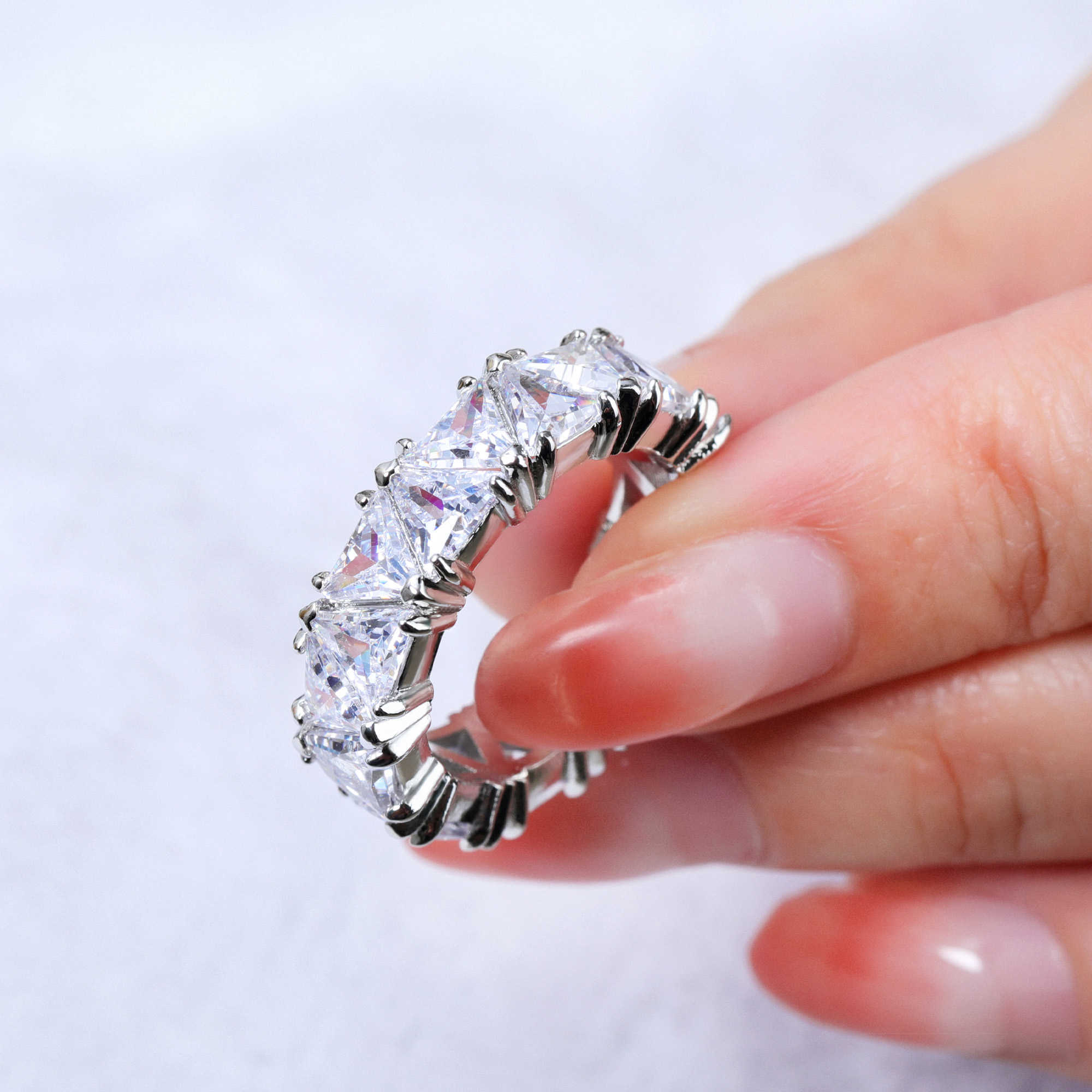 Luster Test Positive Synthetic Diamond Jewelry 925 Sterling Silver 5.0mm White Triangle Moissanite Ring