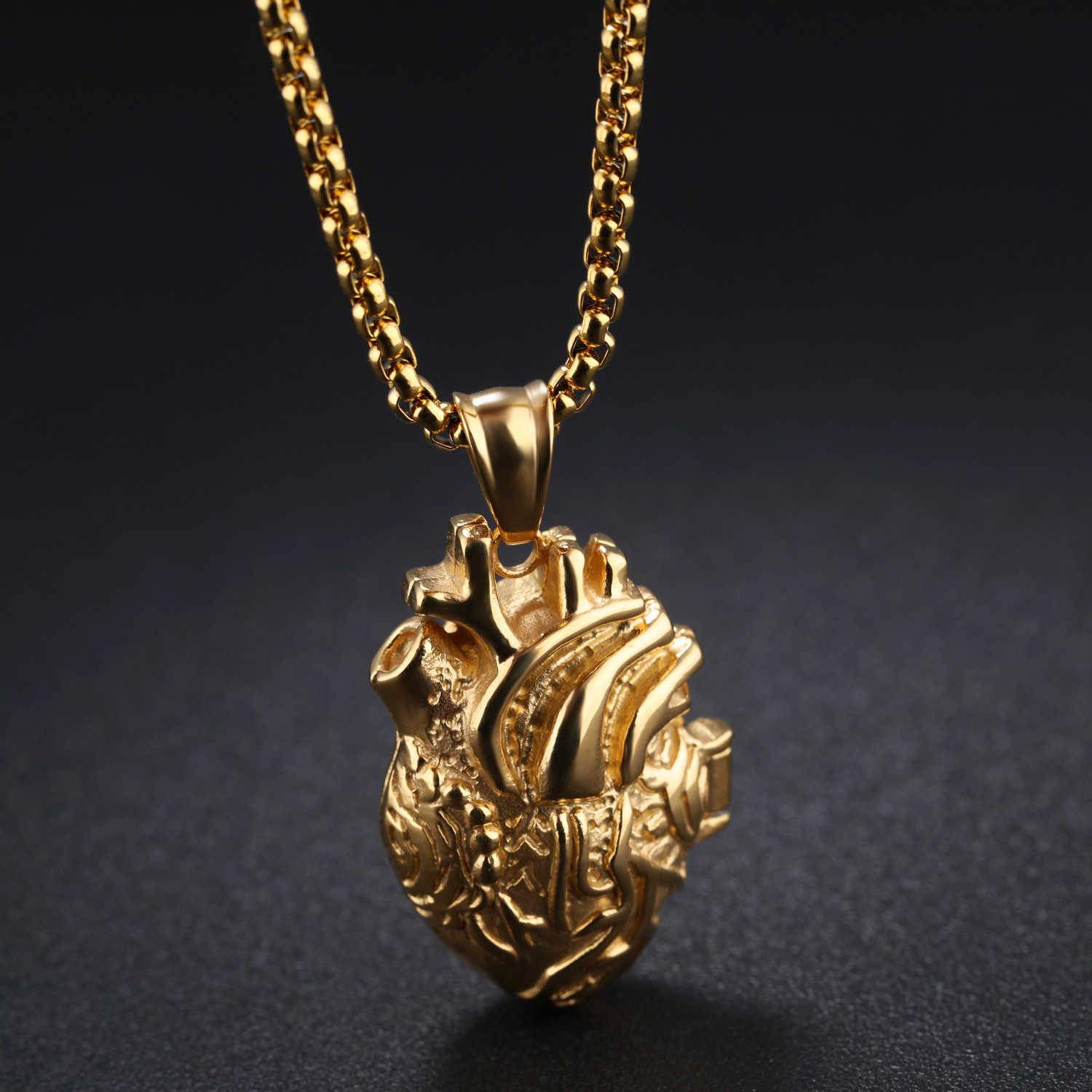 Pendant Necklaces Japanese and Korean fashion personality popular heart pendant jewelry street hip-hop trend versatile titanium steel necklace for men