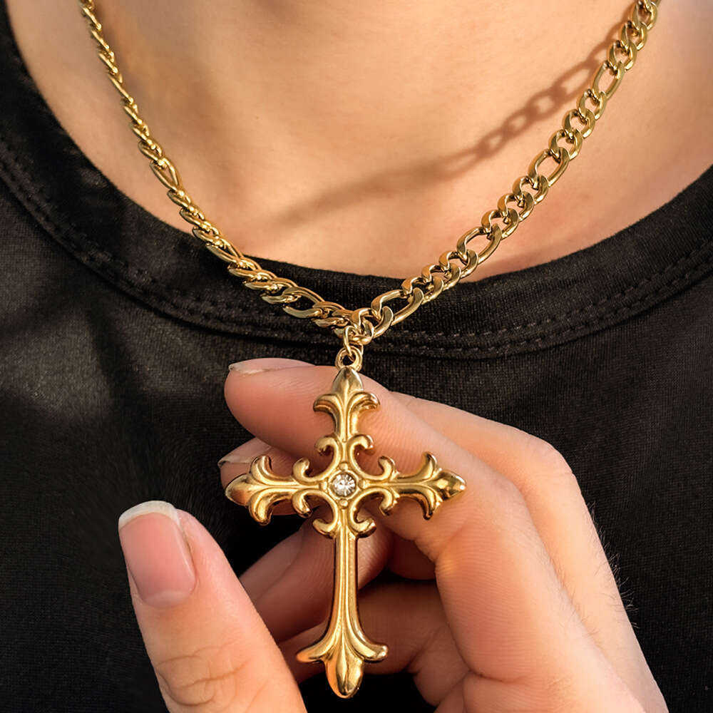 New Water Dia Stainless Titanium Steel Personalized Jewelry Gothic Cross Pendant Men's Necklace