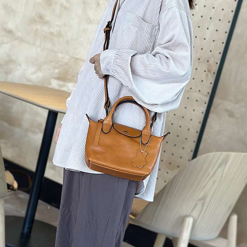 Vegetable Tanned Cowhide Women's Vintage Small Handbag Shoulder Genuine Leather Casual Dumpg Mini Crossbody Bag