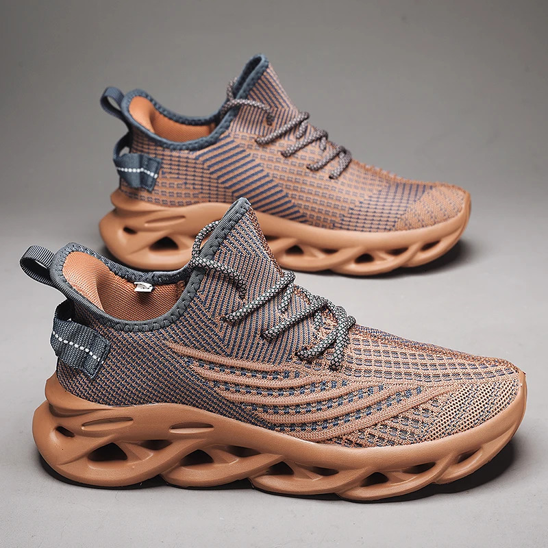 Selling Mens Running Shoes Breathable Sports Sneakers Outdoor NonSlip Couple Casual Comfortable 250219