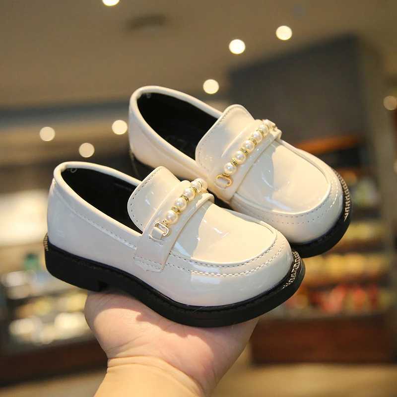 Girls Leather Shoes for School Party Wedding Kids Black Loafers Slip-on Children Flats Fashion British Style Pearls Beading New X250220