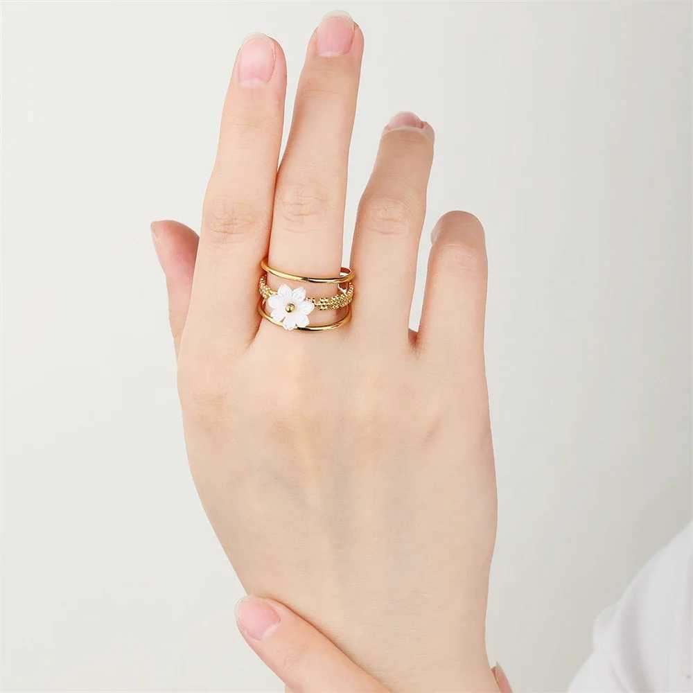 Delicate Stainless Steel Flower Open Rings For Wen Rantic Fem Finger Rings Party Wedding Fashion Jewelry Girls Gift 2024 X250220