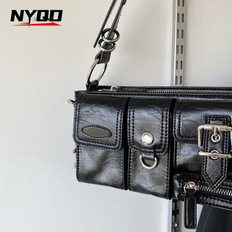 2024 Designer Ladies Vintage Handbags Spice Girls Shoulder Underarm Bag Women Half-Moon Biker Tote Bags Bolsos De Mujer