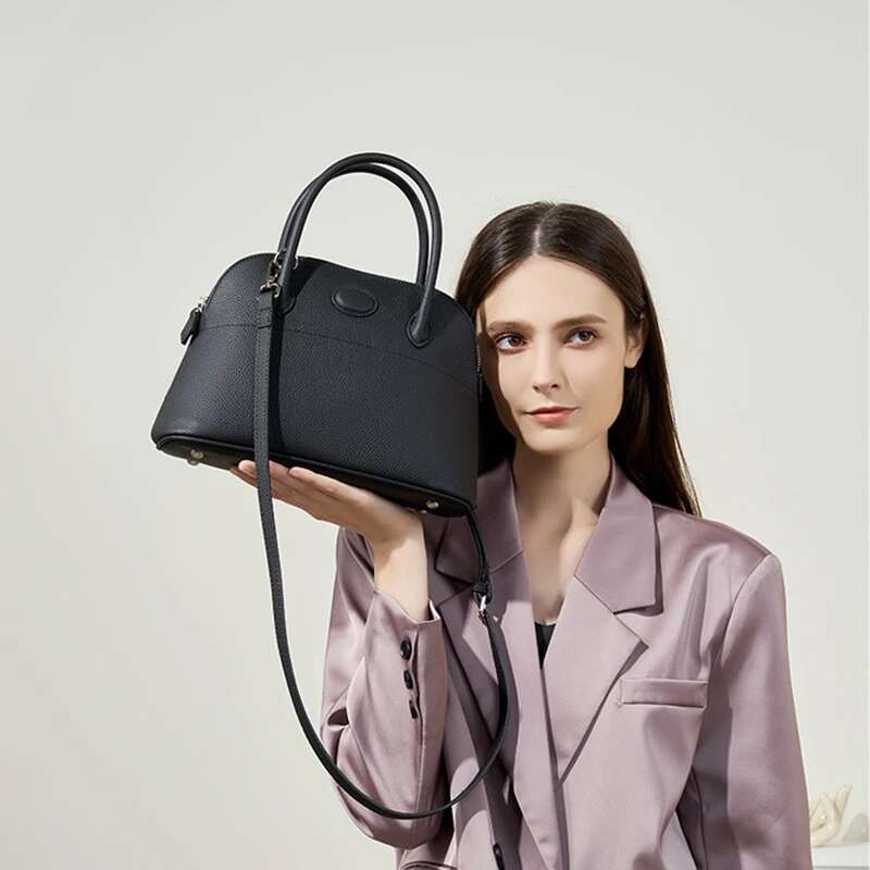 New Lady T Cowhide Shell Bag Women Fashionable Versatile Commuting Handbag Female Shoulder Crossbody Girl Messenger Packs