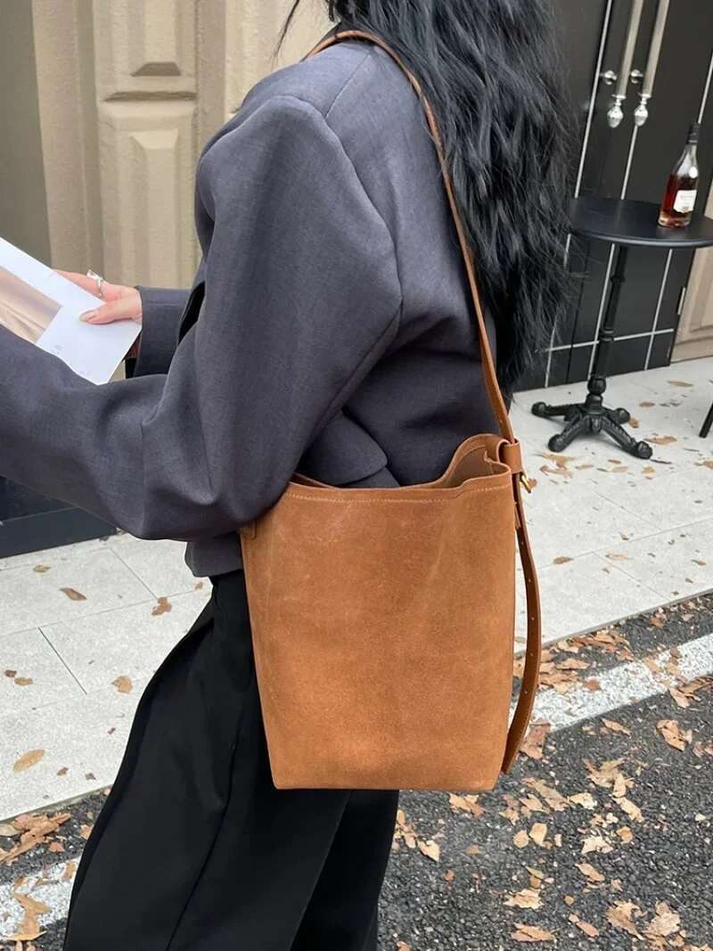 Bucket Suede Bolsos Mujer Daily Using Crossbody Bag Shoulder Bags 2025 New Lazy Style Commuterbolsa Frosted Cowhide Bolsas