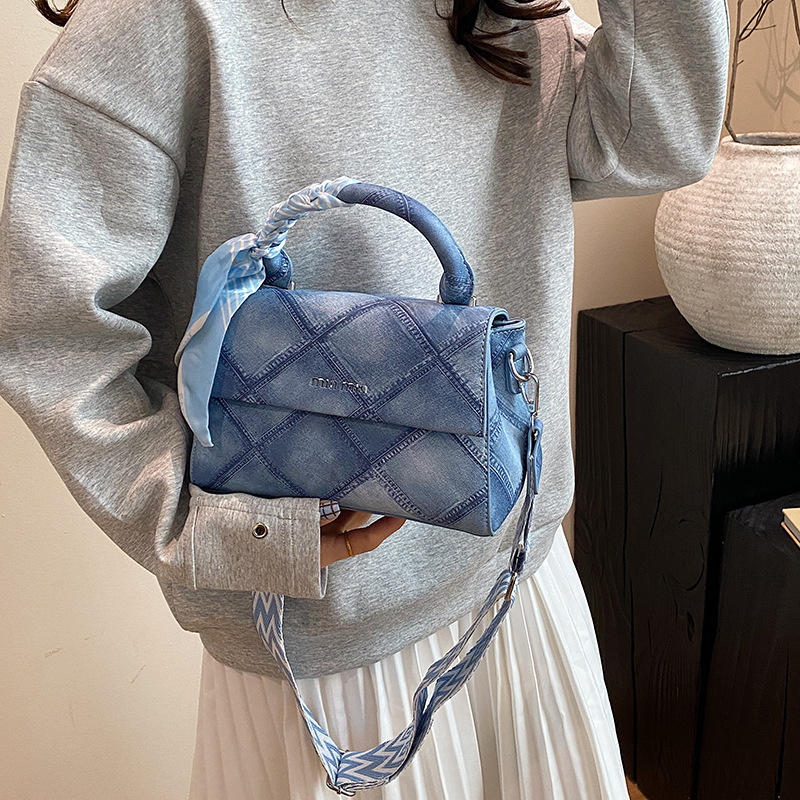 2025 New Small Square Versatile Large Capacity Handbag, Single Shoulder Crossbody Bag, Diamond Grid Chain Silk Scarf, Phone Bag #swissmilitary