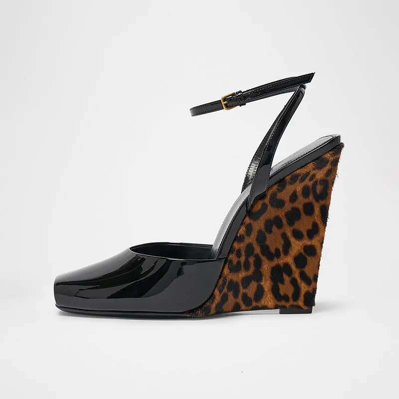 2025 Summer New Slope Fish Mouth Thick Bottom High Heel Shoes Fashion Party Sexy Women's Large Sandals