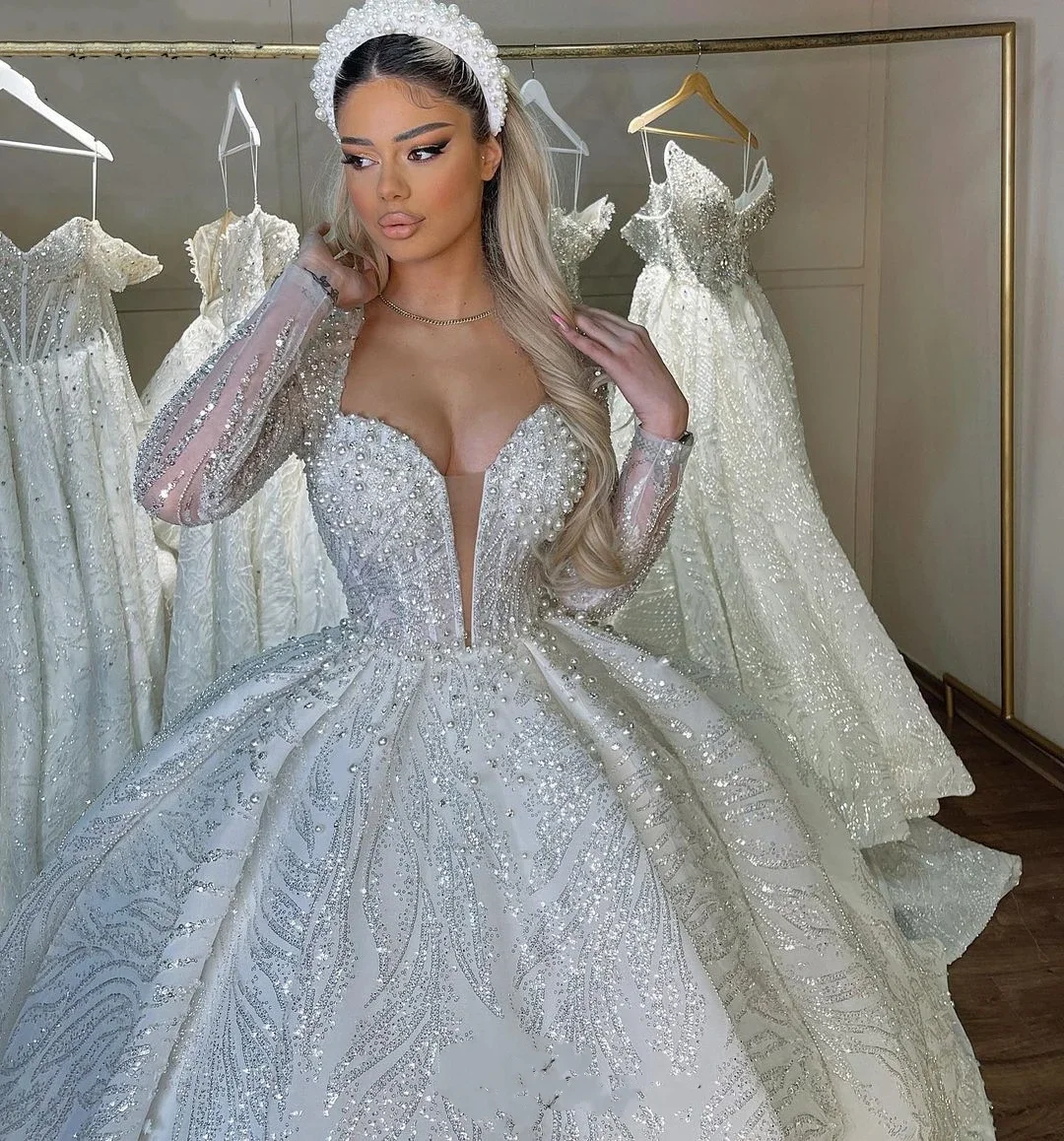 Elegant Ball Gown Wedding Dresses Sexy Deep V-Neck Bridal Gowns Long Sleeve Shine Sequins Lace Royal Tail Plus Size Customized