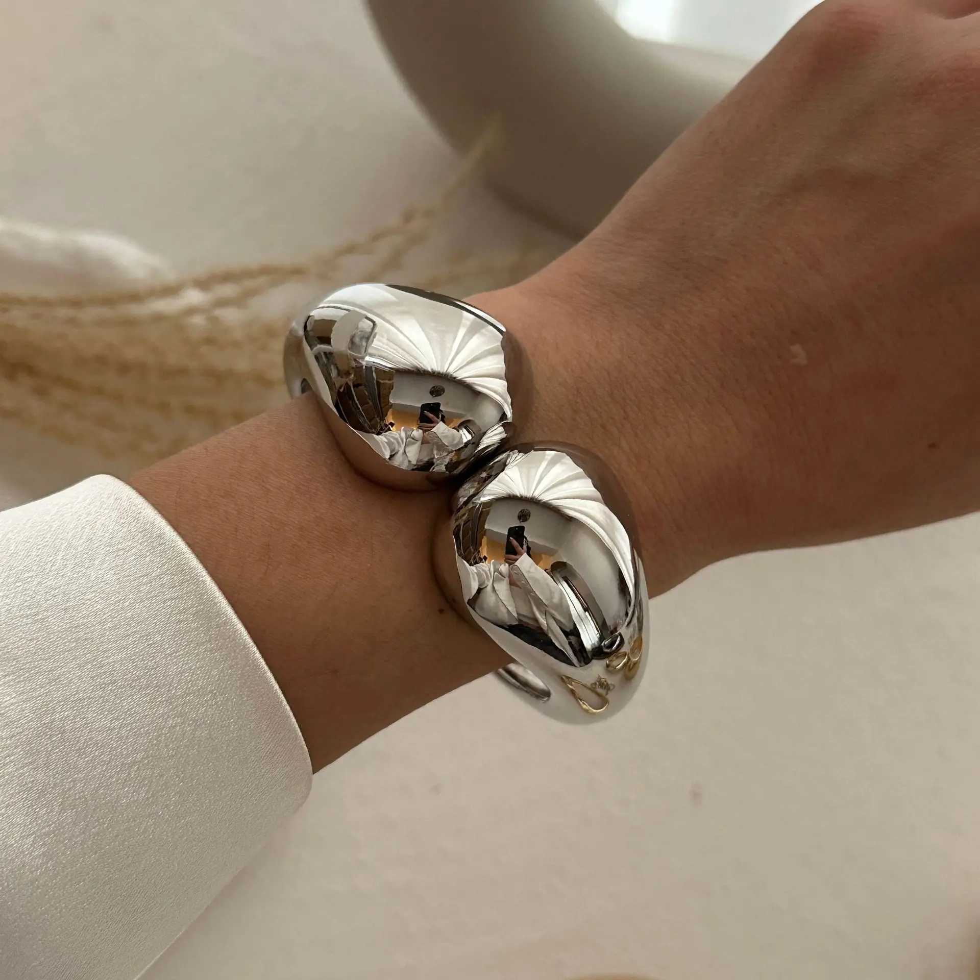 Punk Hip Hop Water Drop Cuff Wide Bangles Vintage Gold Silver Color Geometric Spring Bangles Bracelets Stainl Steel JewelryXJ250219