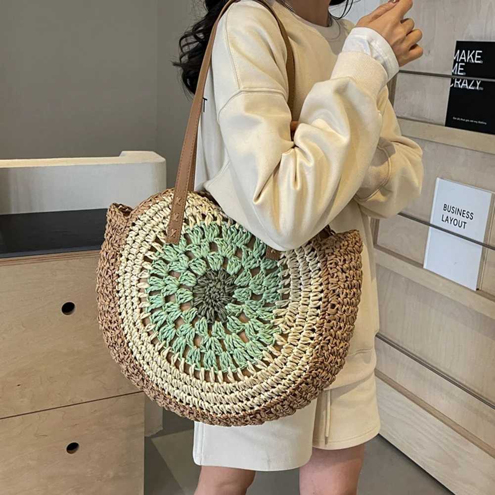 Round grass shoulder bag womens Rafia beach bag vacation crochet handbag large shopping bag womens summer beach bag Z250219