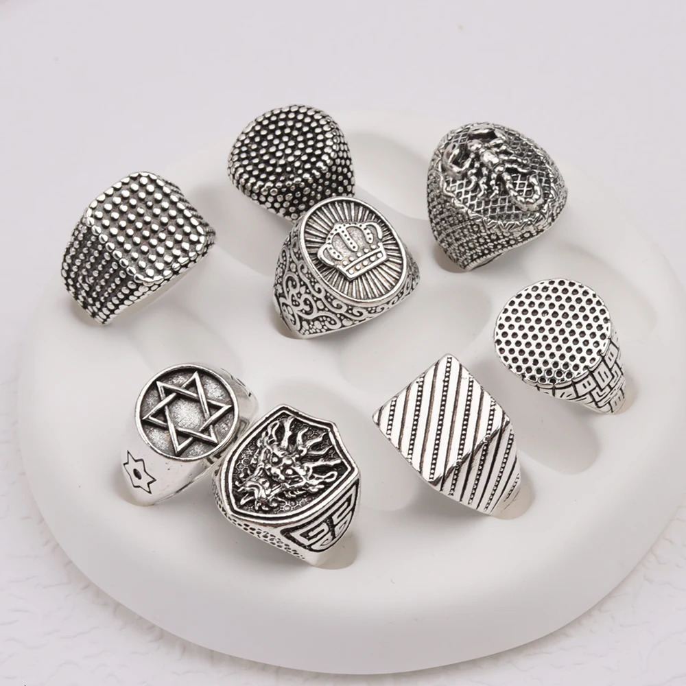 Wholesale 20Pcs/lot Vintage Square Ring For Women Men Mix Style Retro Punk Hip Hop Rock Party Jewelry 250218
