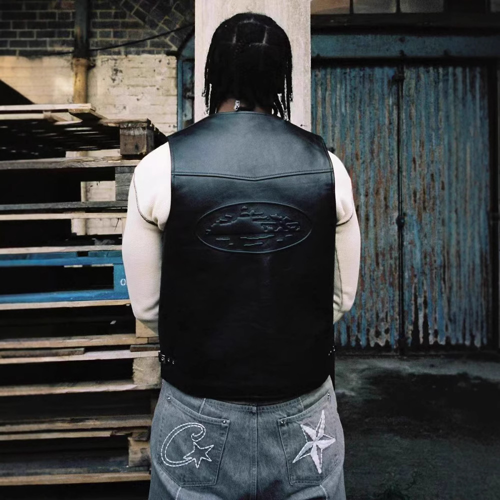 24 Trendy Devil's Island Relief Craftsmanship PU Leather Casual Vest For Men And Women High Street Sleeveless Motorcycle Jacket