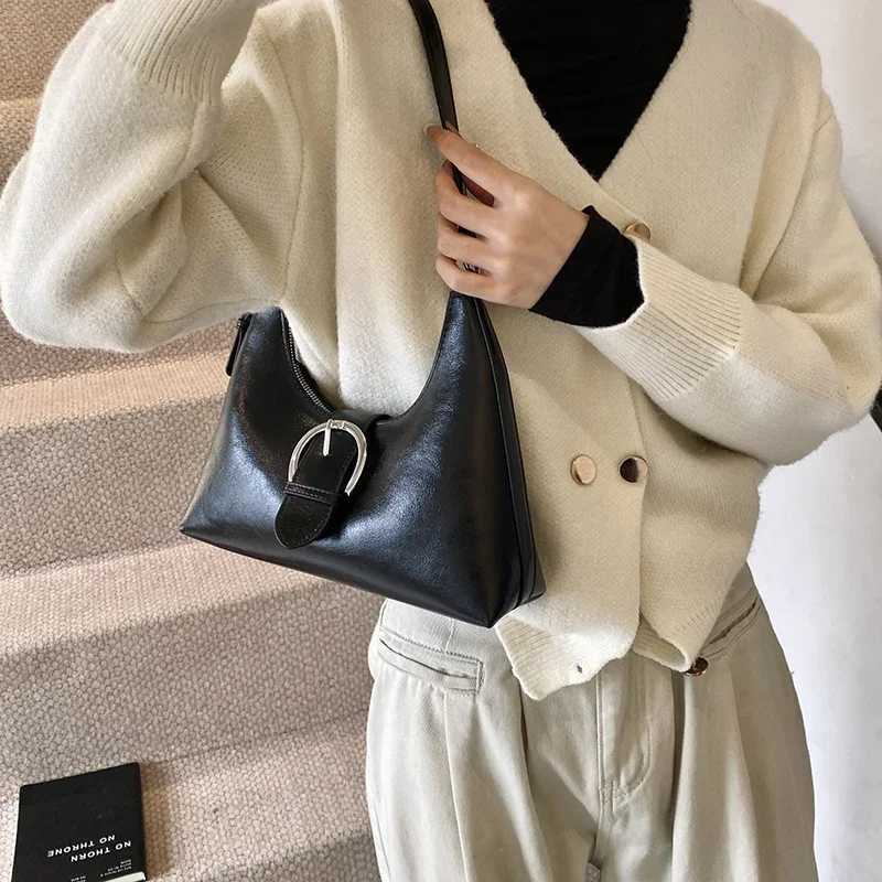 LEFTSIDE 2024 Simple New Retro Design Small PU Leather Underarm Bag Women Handbags and Purses Luxury Fashion Shoulder Bag Y250218