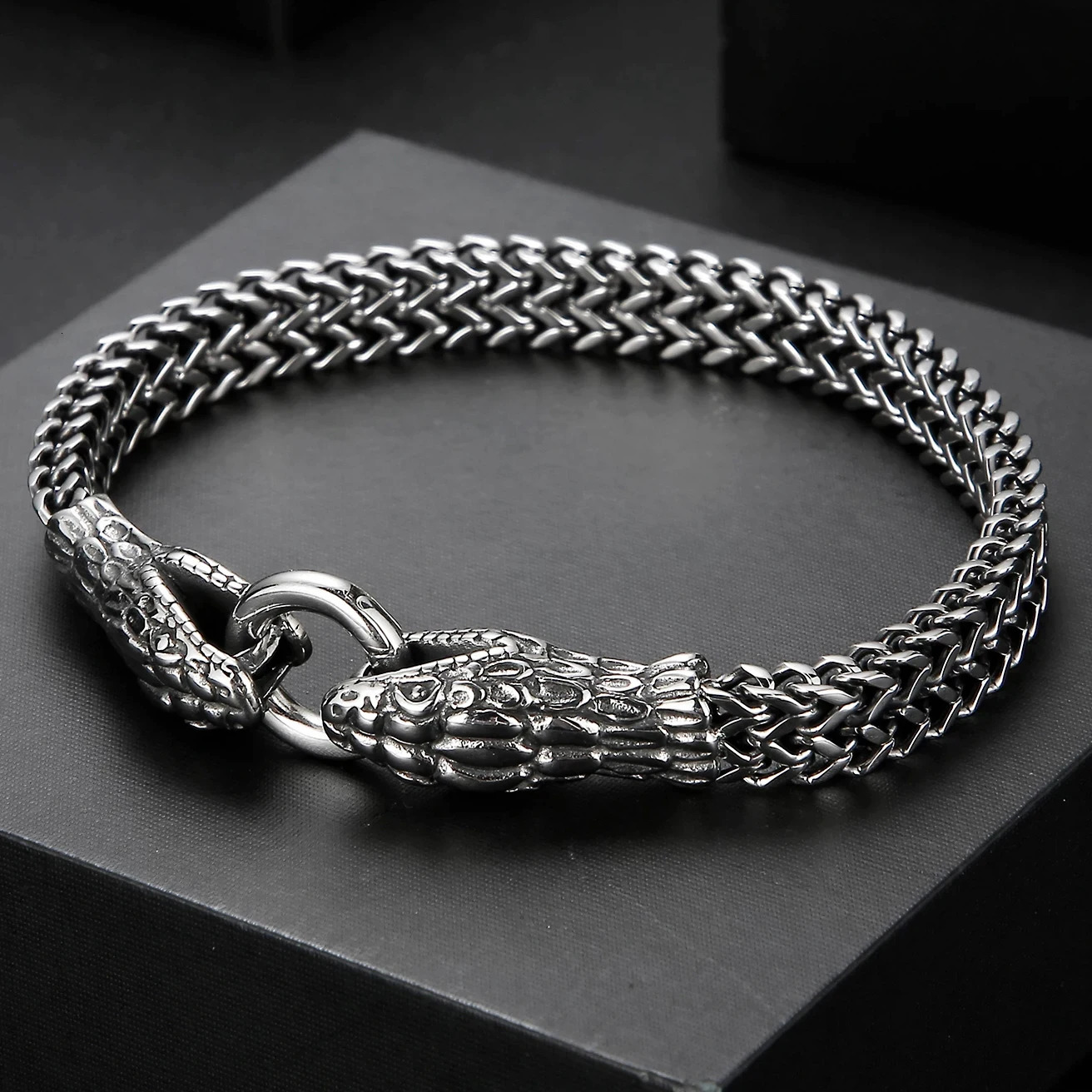 10mm Punk Rock Goth Gold Color Bike Snake Bracelet Men Women Exaggerated HipHop Vintage Charm Biker Mesh Chain Bangle Jewelry 250220