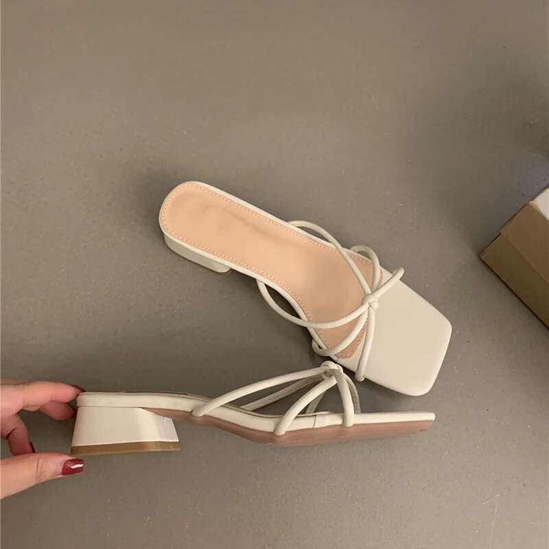 Open Toe Women Slippers Fashion Narrow Band Slides Ladies Outdoor Low Heel Sandal Summer Women's Shoes ddmykukumalu