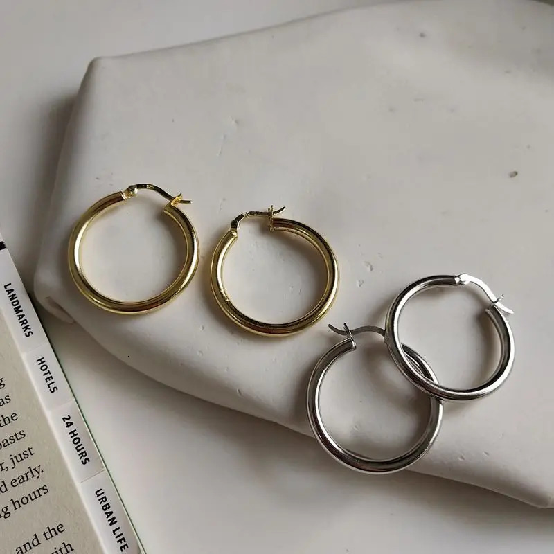 Silvology 3MM X 30MM Glossy Round Ring Earrings Gold 925 Pure Silver Texture Korean Earrings Womens Romantic Jewelry Gift 250219