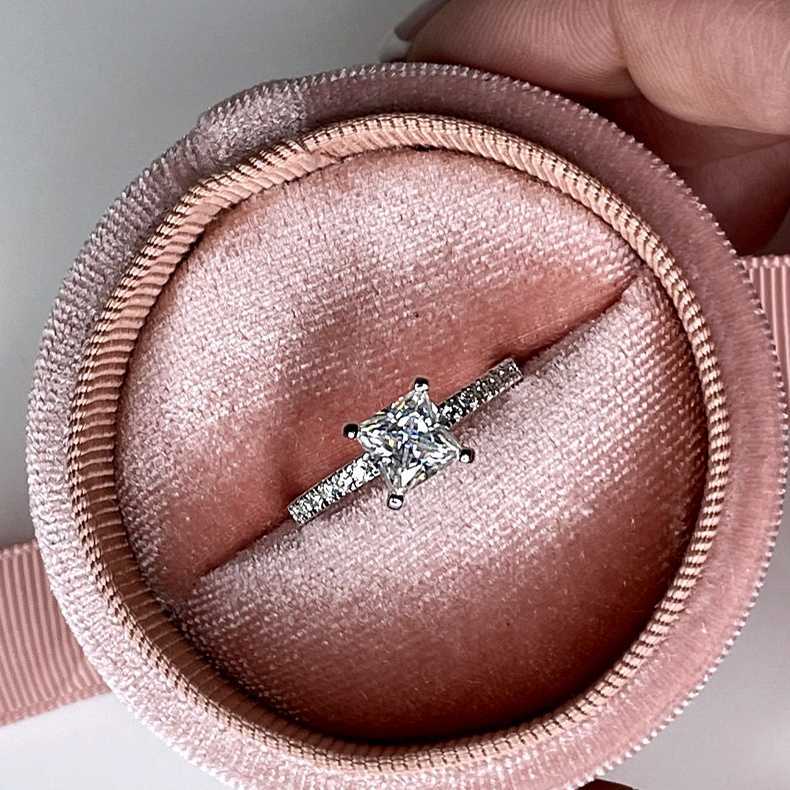 Luster D Color Vvs Princess Cut Moissanite Ring Gold Ring Lowest Price Moissanite Engagement Ring