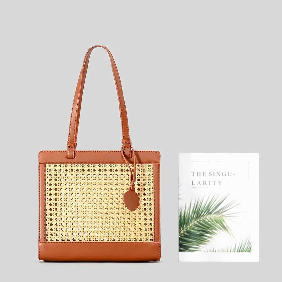 Fashion Hollow Women Shoulder Bags Imation Wicker Woven Handbags Large Capacity Summer Beach Bag Simple Bali Travel Purses 2024 Z250219
