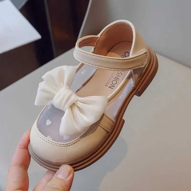 Girl Princess Shoes Party Wedding Childrens Love Breathable Lace Mesh Princess Shoes Bow Childrens Performance Shoes X250220