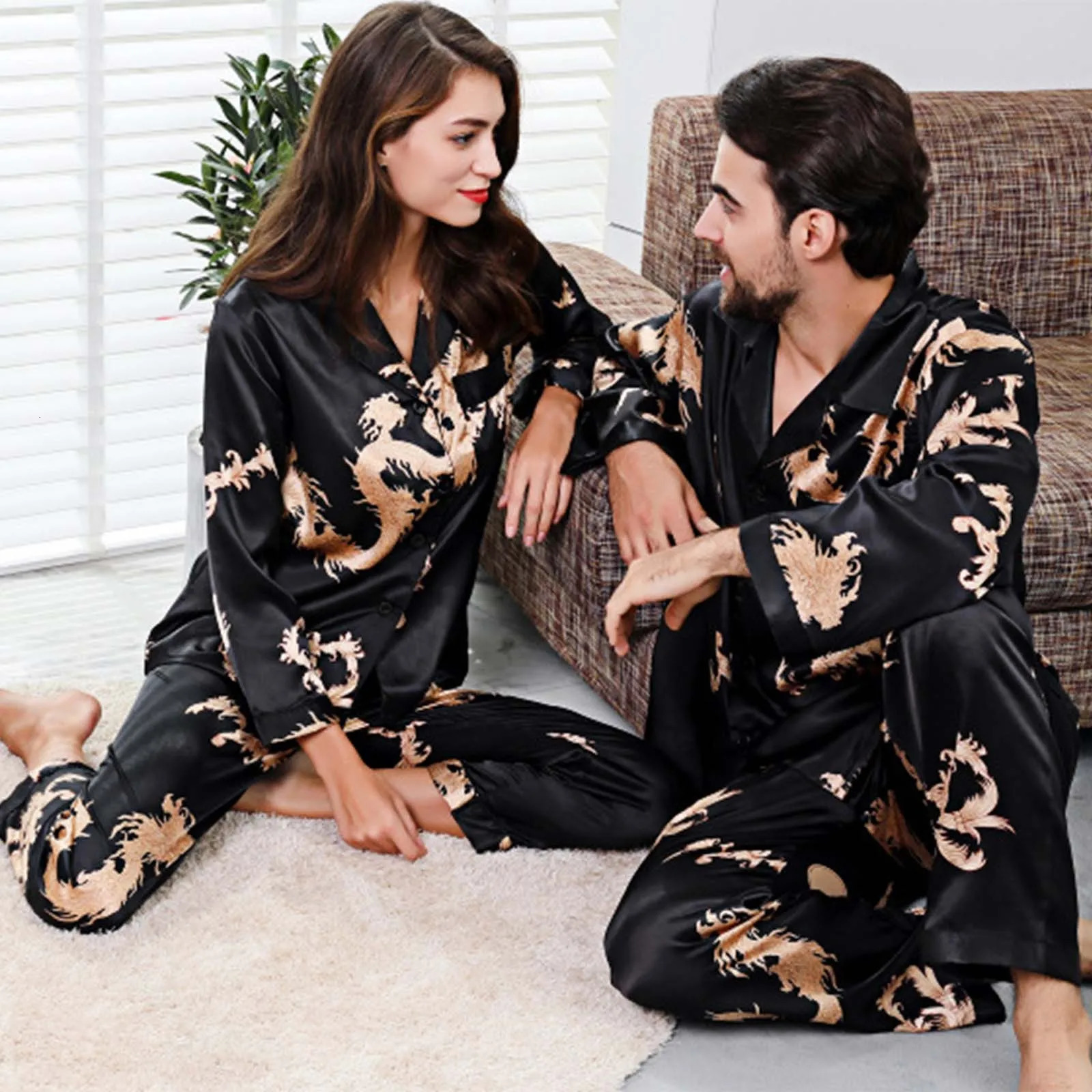 High quality material satin couples sleepwear set V-neck soft fabric suitable for all day comfortable womens sleepwear 250219
