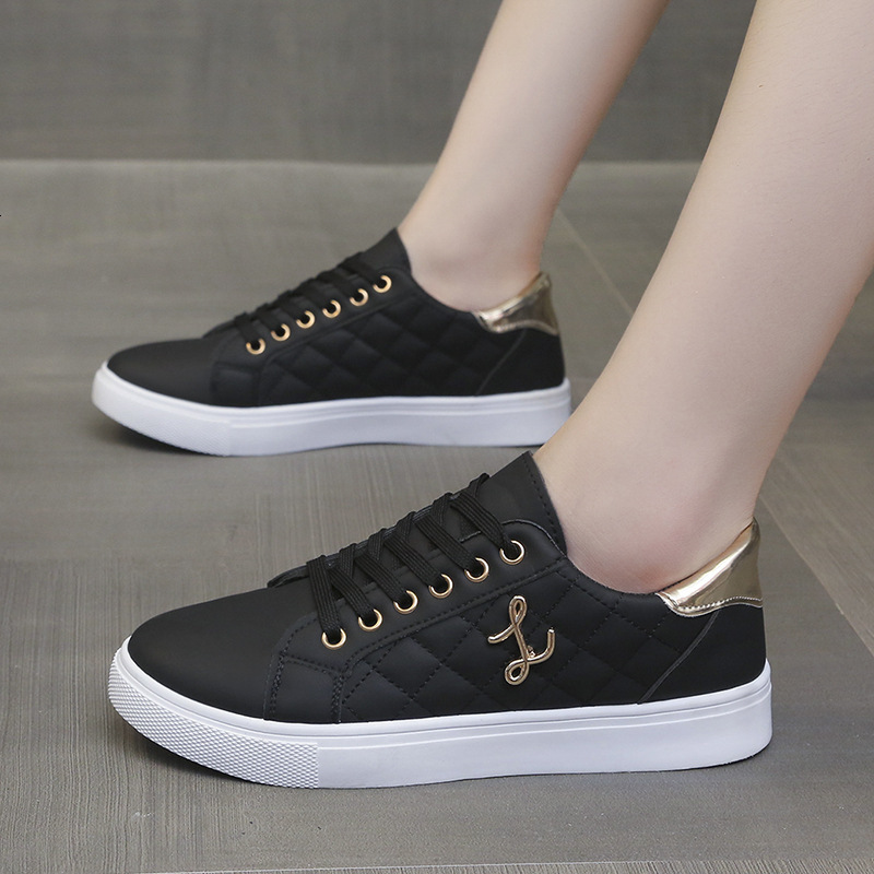 Thick Soled Soft Leather 2025 Spring And Summer New Personalized Design Logo Outdoor Leisure Sports Board Shoes Fashionable And Comfortable White Shoe