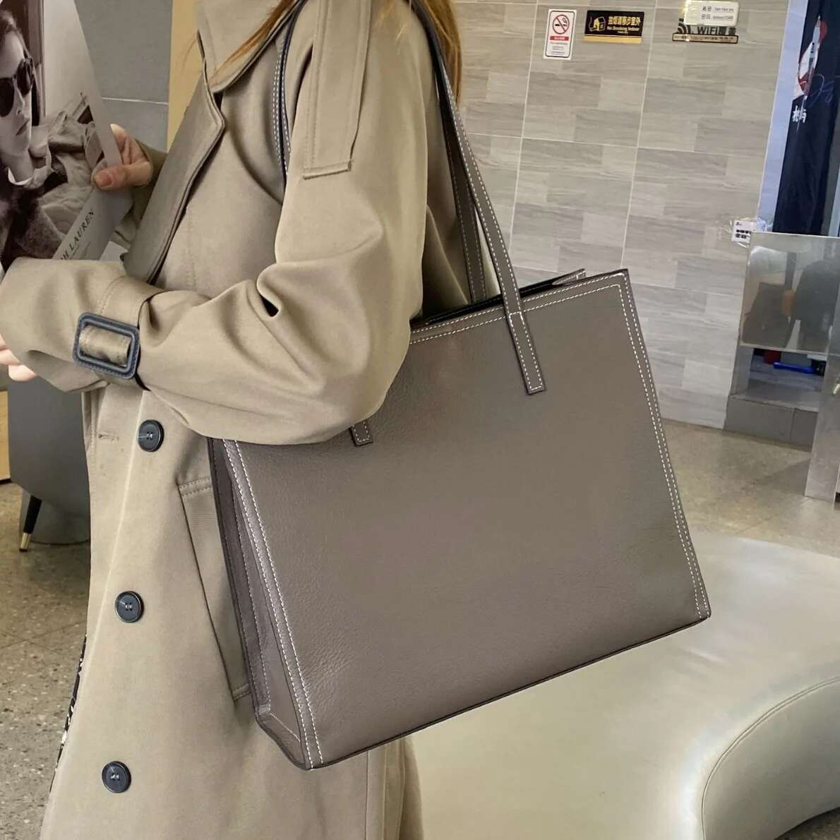 Large Capacity Tote Laptop Bag, Commuting Bag