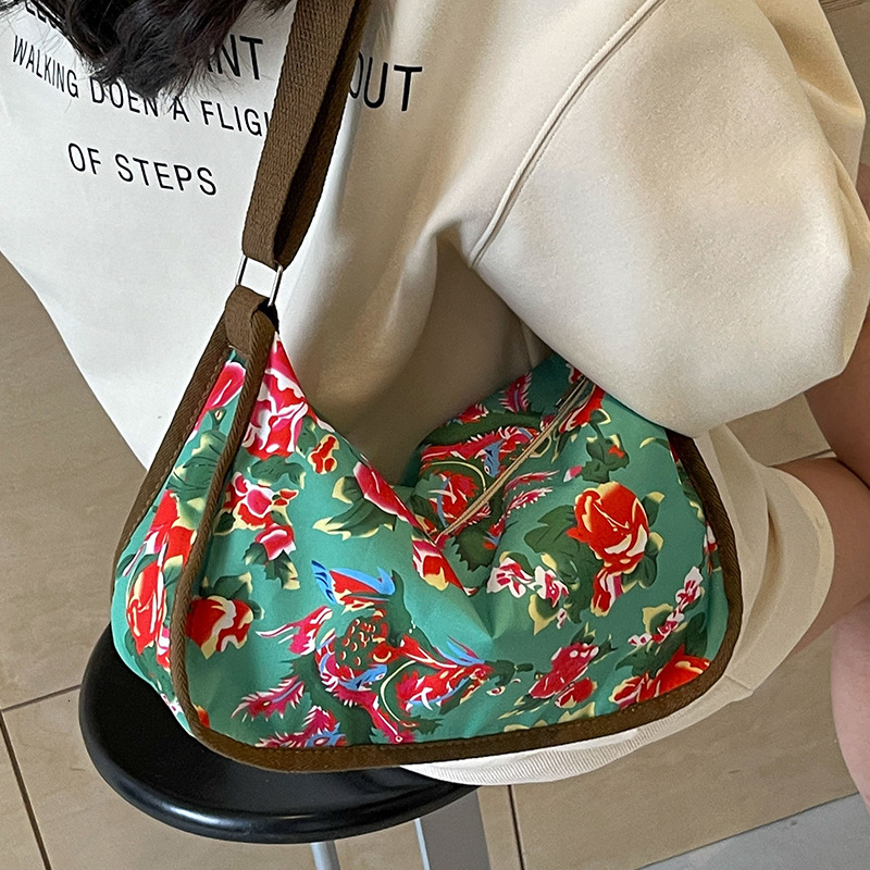 Northeast Dahua Canvas for Women 2025 New Fashion Casual Shoulder with Western Style Korean Edition Trendy Crossbody Bag #swissmilitary