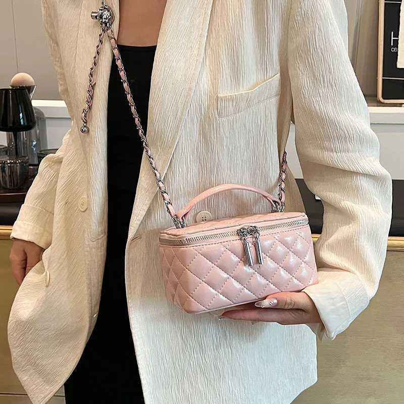 2024 New Fashion Crossbody Bags Wens Shoder Bags Casual Simple Mobile Phone Bag Temperament Elegant Chains Square Handbags Z250317