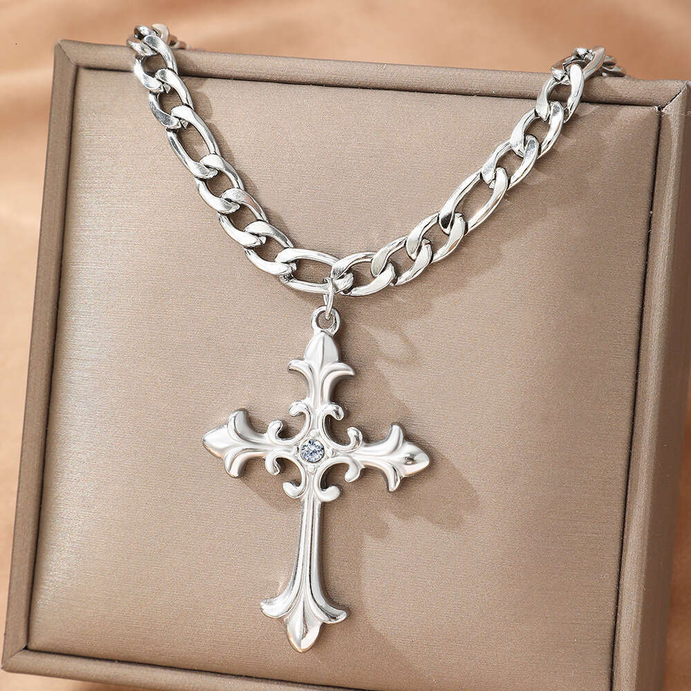 New Water Dia Stainless Titanium Steel Personalized Jewelry Gothic Cross Pendant Men's Necklace