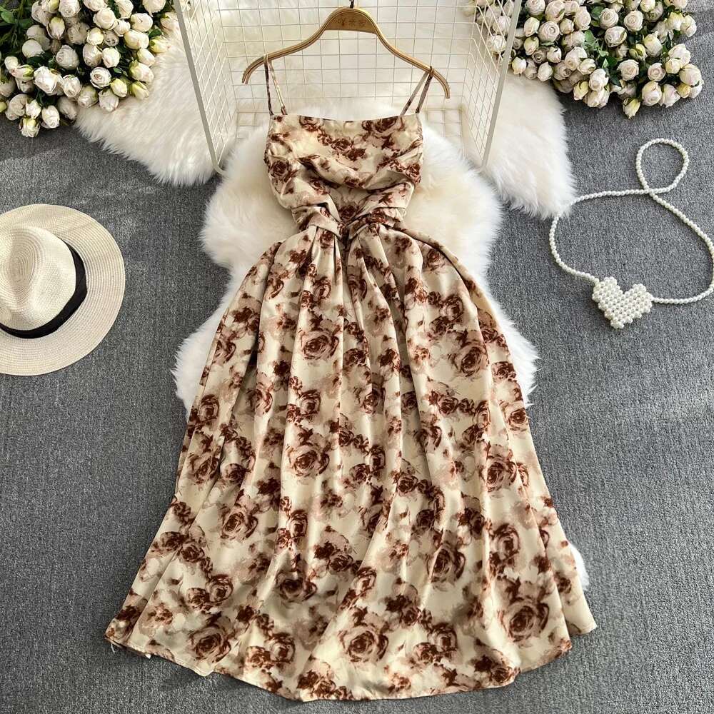 2024 New Romantic ral Long Vintage Rose Print High Waist Spaghetti Strap Summer Dress Lady Beach Sundress
